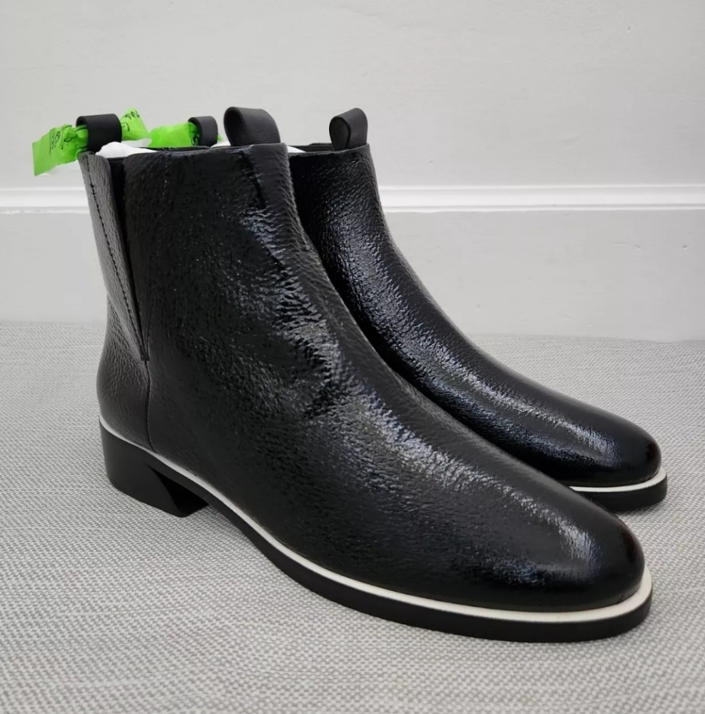 Mercedes Castillo Xandra 10.5 black leather chelsea ankle boots patent